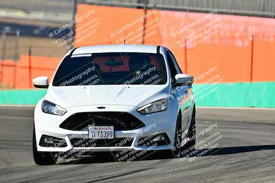 media/Oct-18-2025-Extreme Speed (Sat) [[d6d7e1fef1]]/Group 4 Orange/Session 1 (Turn 4)/